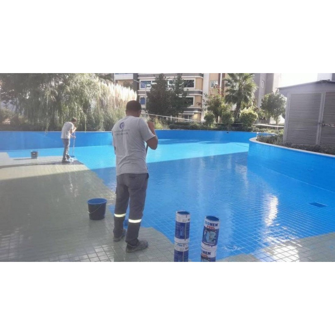 Vopsea Poliuretanică pentru Piscine 4,5 kg – POOL PAINT