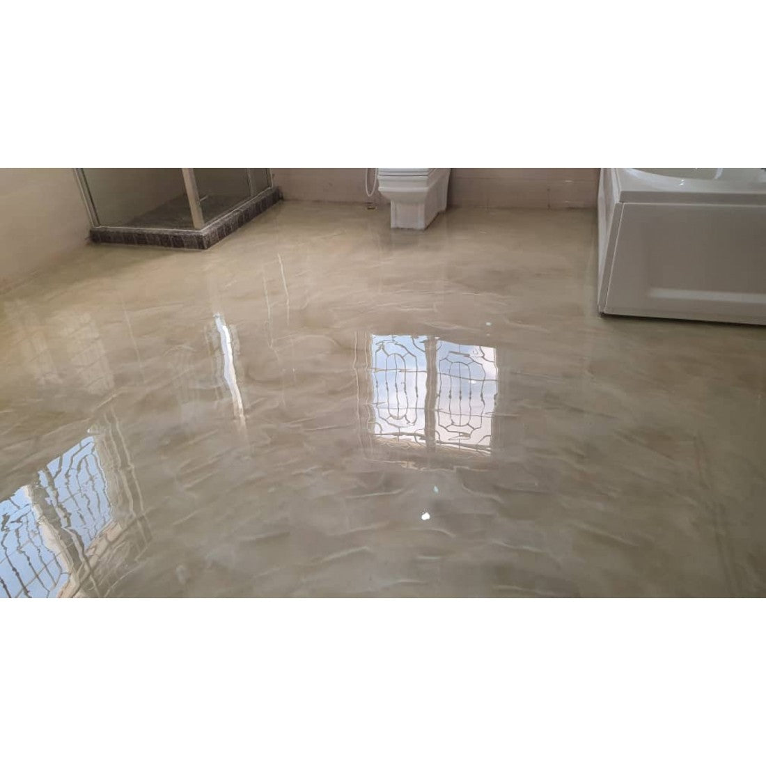 Vopsea Epoxidică Decorativă Autonivelantă pentru Pardoseli și Blaturi – LIQUID MARBLE