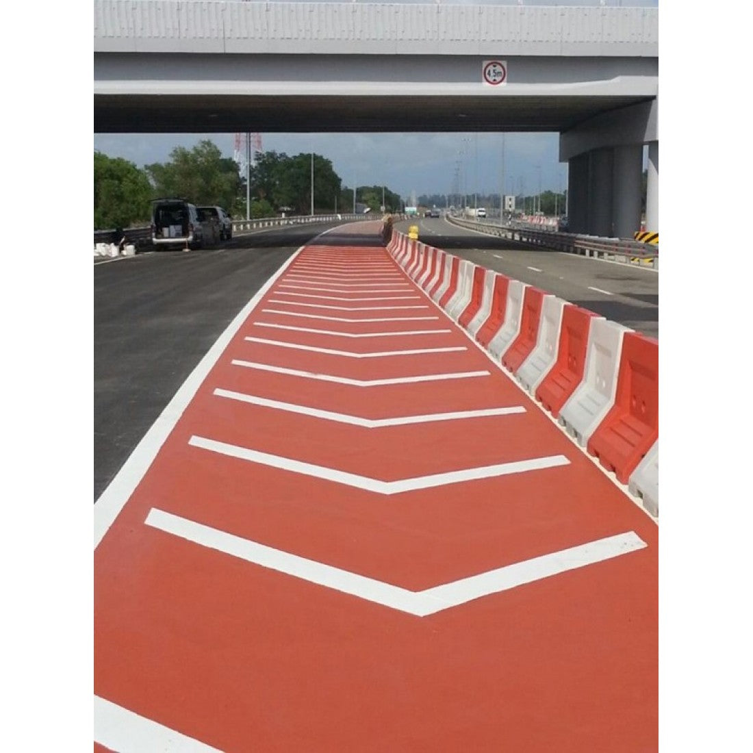Vopsea Acrilică pentru Asfalt și Beton – STREET PAINT