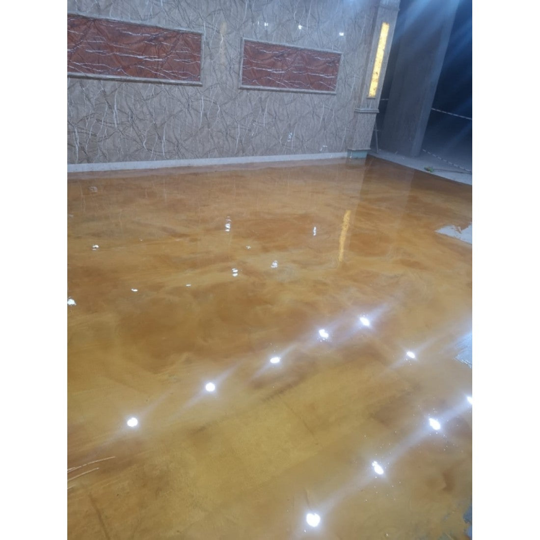 Vopsea Epoxidică Decorativă Autonivelantă pentru Pardoseli și Blaturi – LIQUID MARBLE