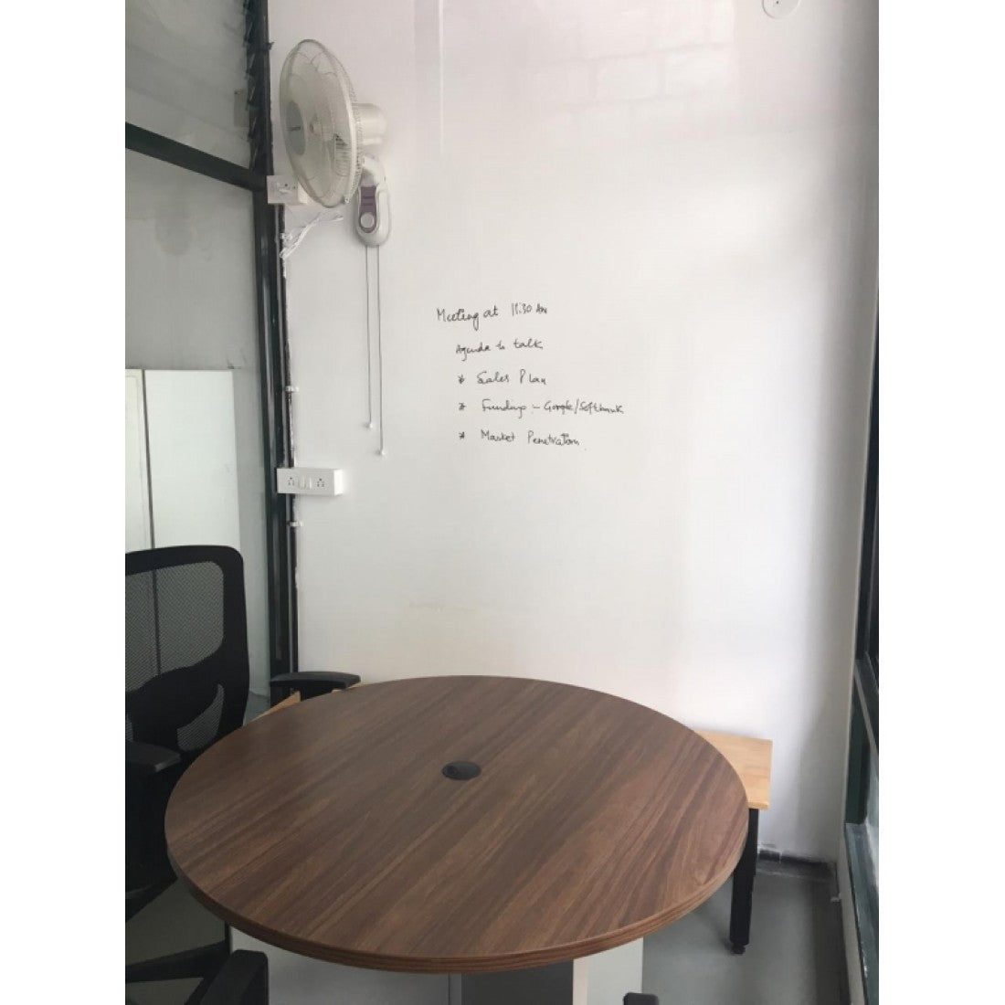 Lac Transparent pentru Transformarea Suprafețelor în Tablă de Scris 1,5 kg – WRITE & ERASE
