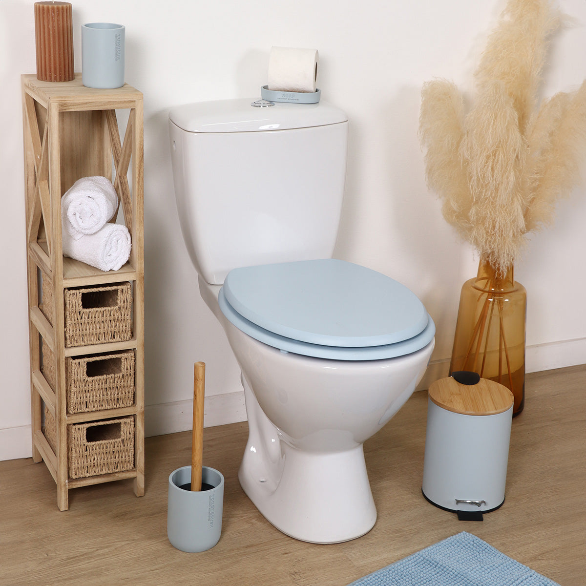 Capac WC MDF 18" cu balamale din plastic – Albastru deschis