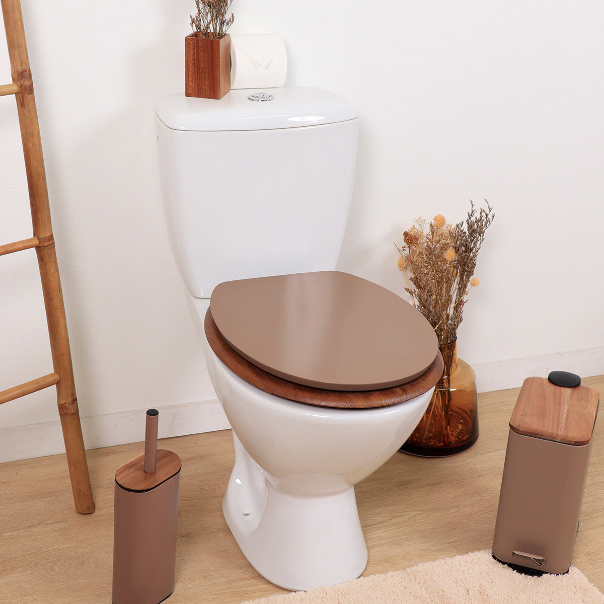Capac WC MDF 18 inch cu balamale din plastic – CARAMEL