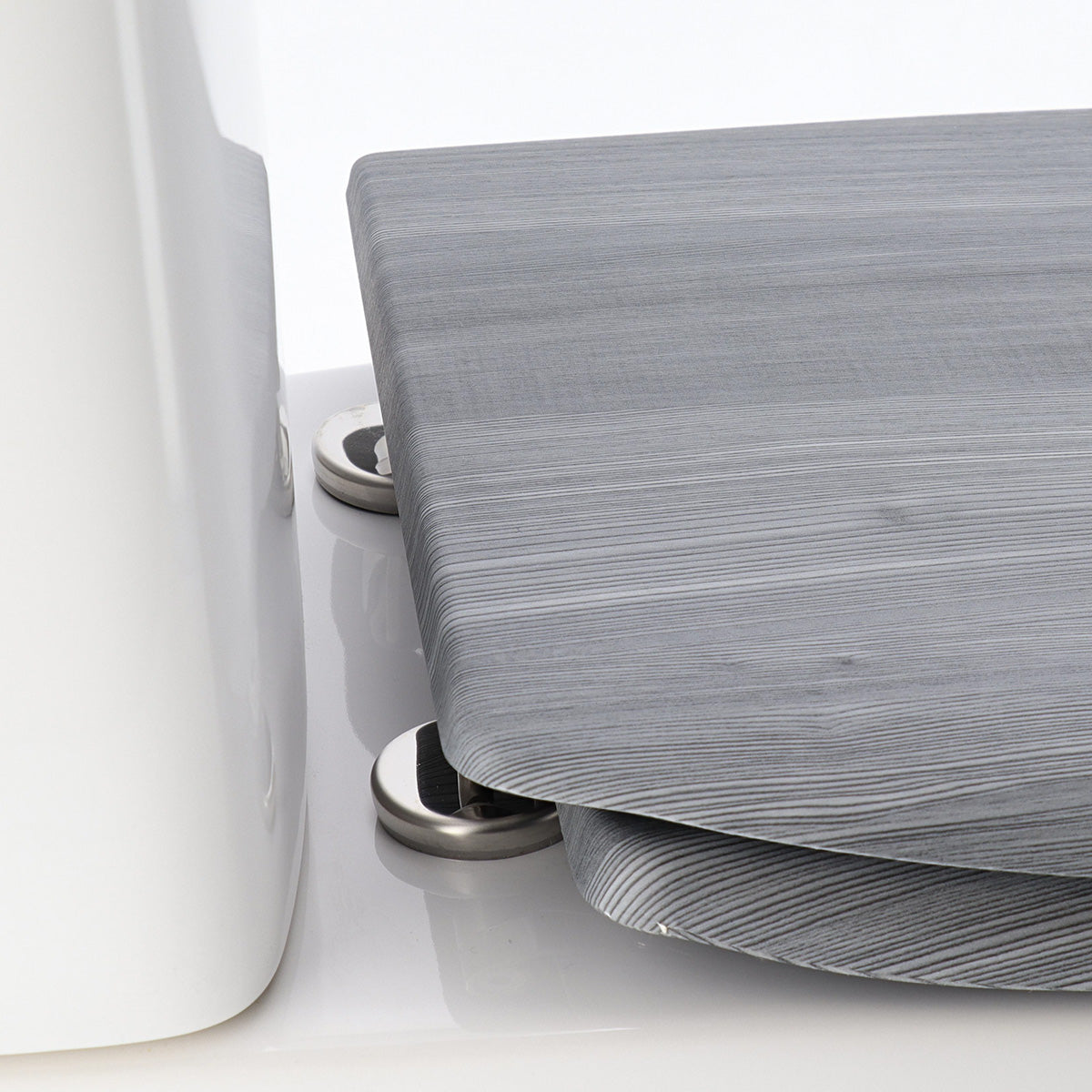 Capac WC din lemn turnat 18” – balamale din oțel inoxidabil – model LAMBRIS GRIS