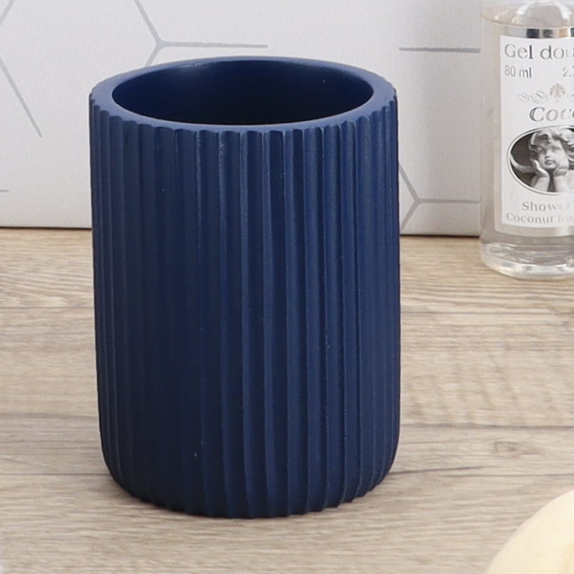 Pahar rotund din polirășină cu striații Timeless – Bleumarin