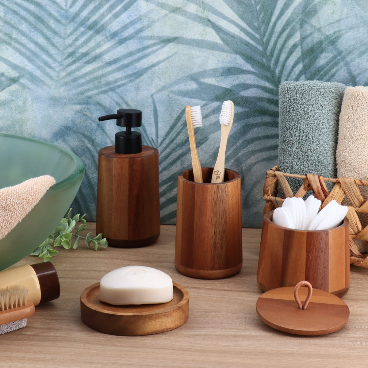 Dispenser rotund din lemn de acacia cu pompă neagră – 200 ml