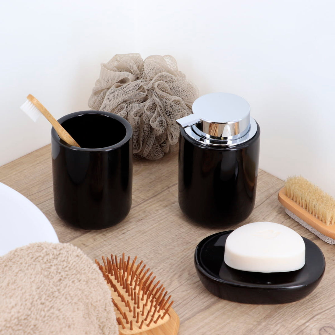 Pahar rotund din dolomită – negru lucios