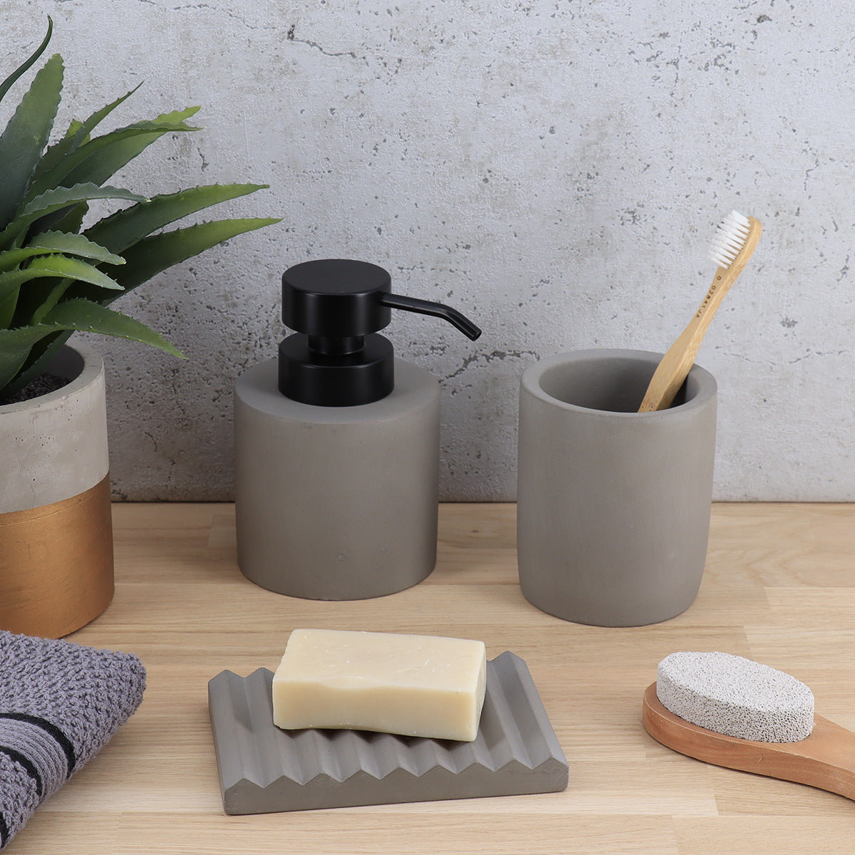 Dispenser din ciment – 320 ml – gri