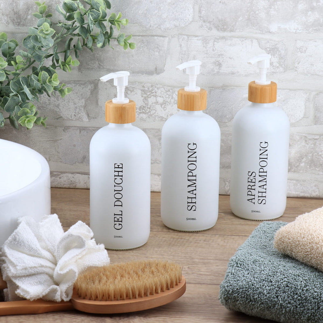 Dispenser pentru șampon din sticlă și bambus 500 ml – Alb mat