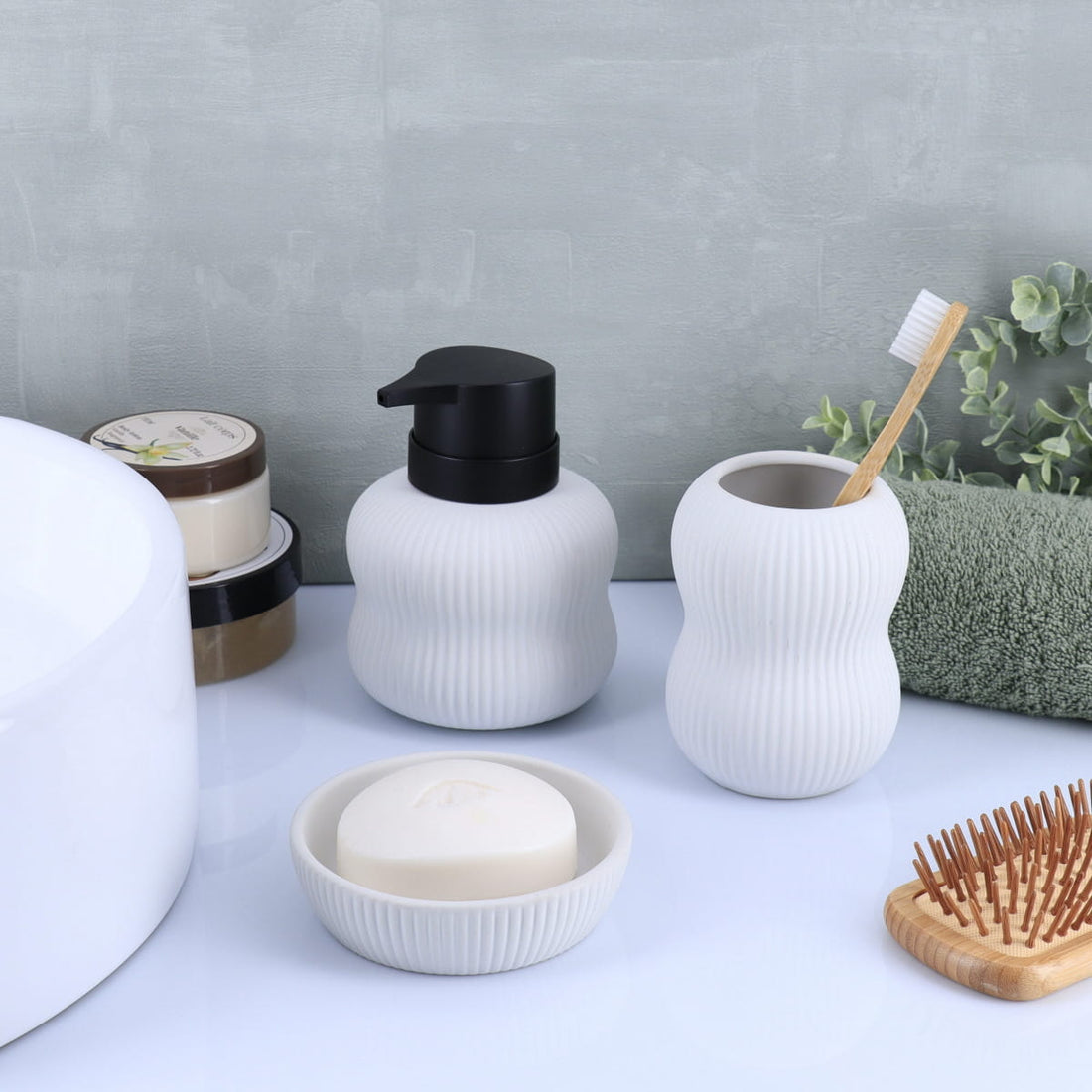 Săpunieră rotundă din ceramică – alb