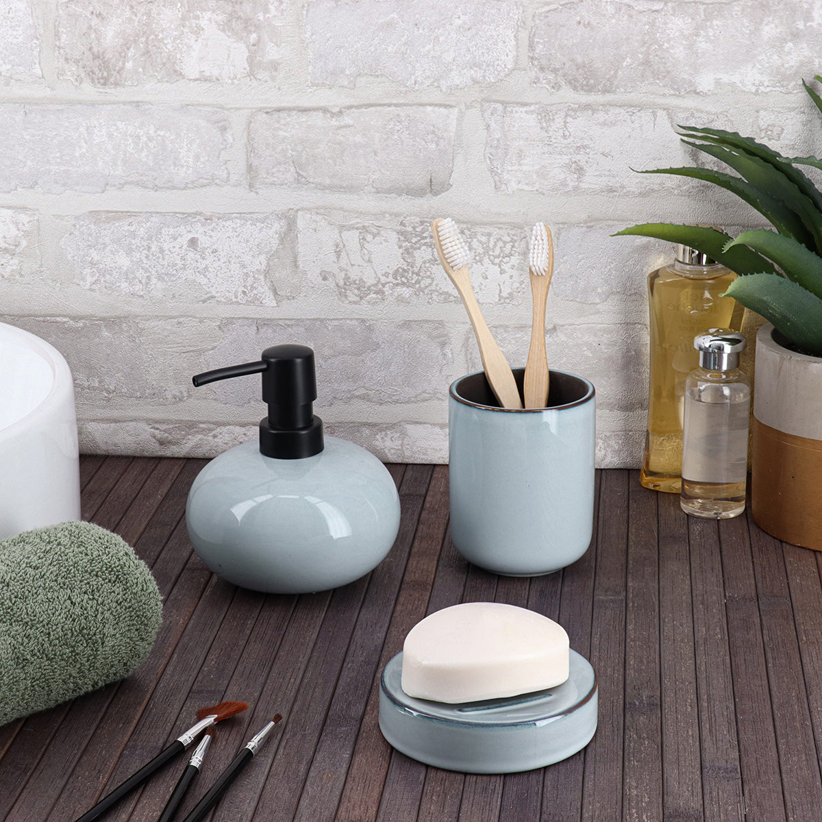 Dispenser ceramic pentru săpun 400 ml – Albastru Scandinav