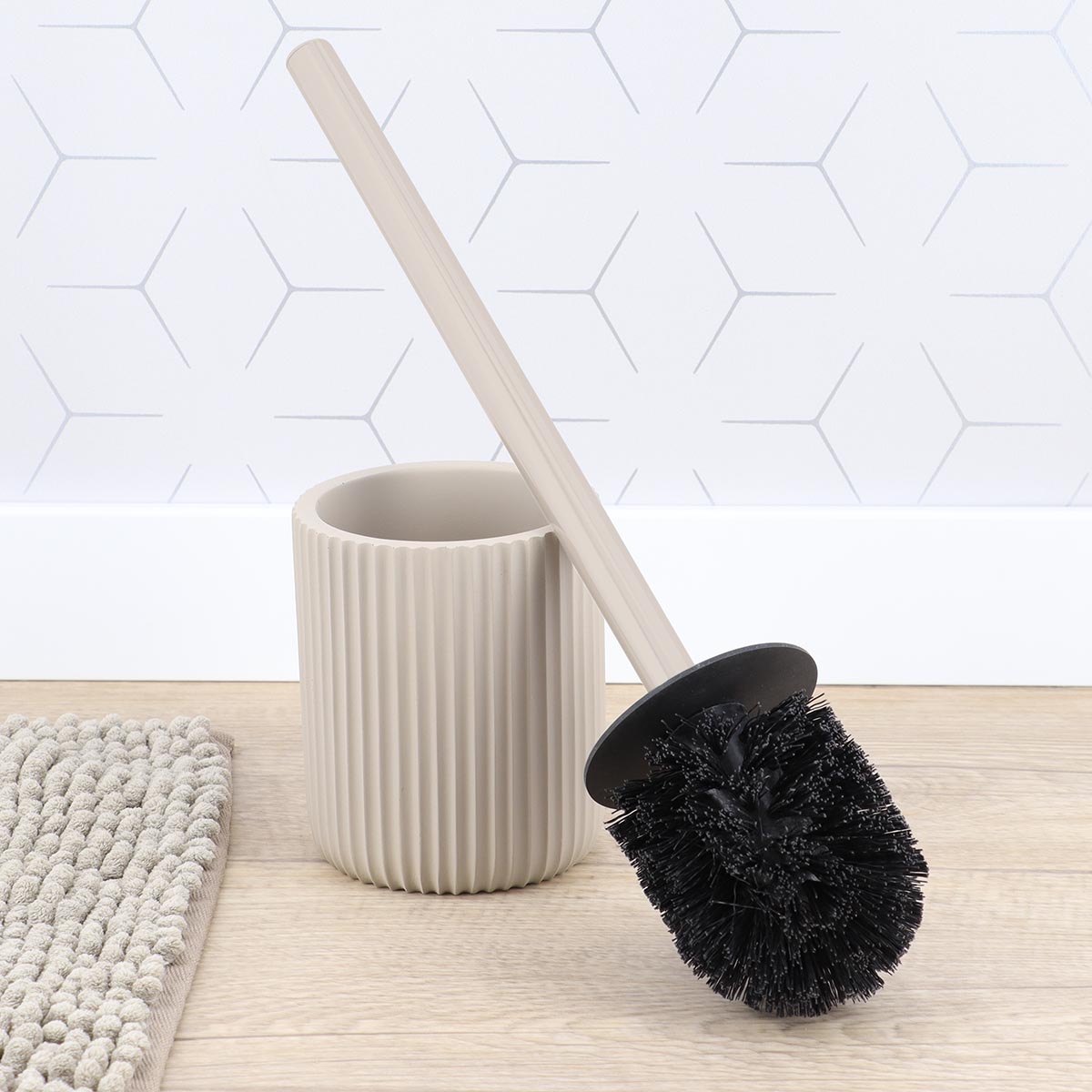 Perie WC din polirășină cu striații Timeless – Taupe