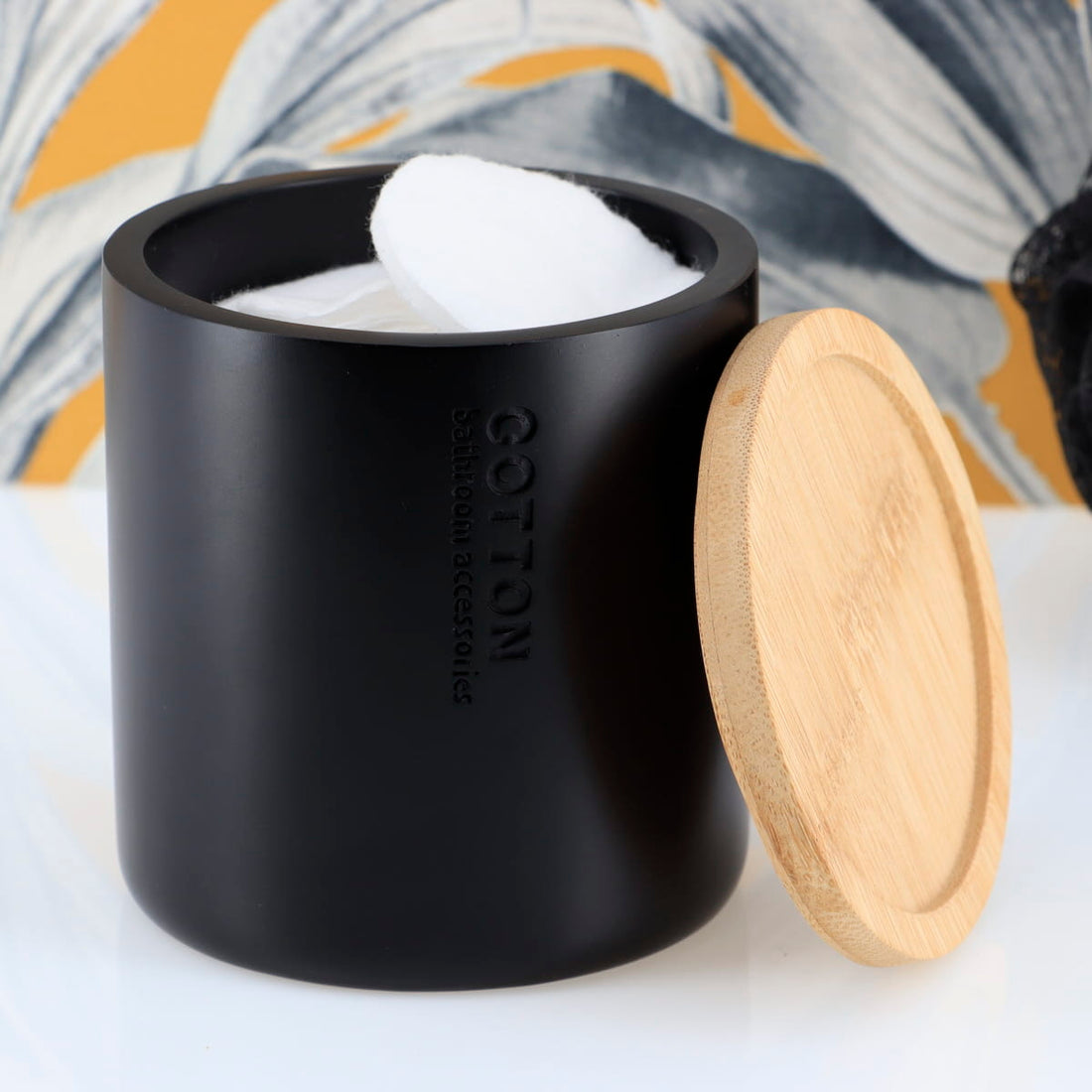 Cutie Timeless din rășină cu capac din bambus – Negru mat