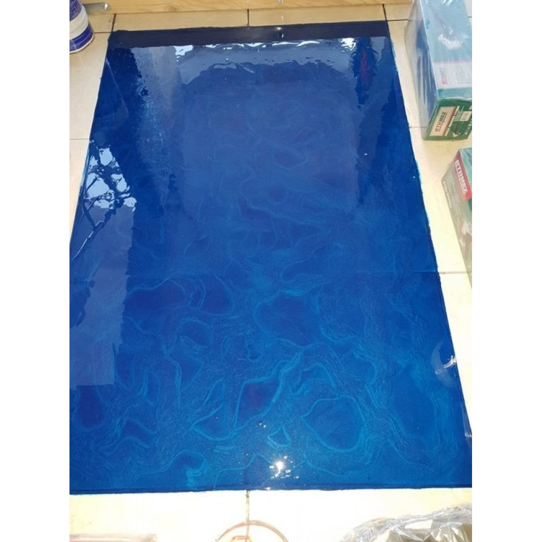 Vopsea Epoxidică Decorativă Autonivelantă pentru Pardoseli și Blaturi – LIQUID MARBLE