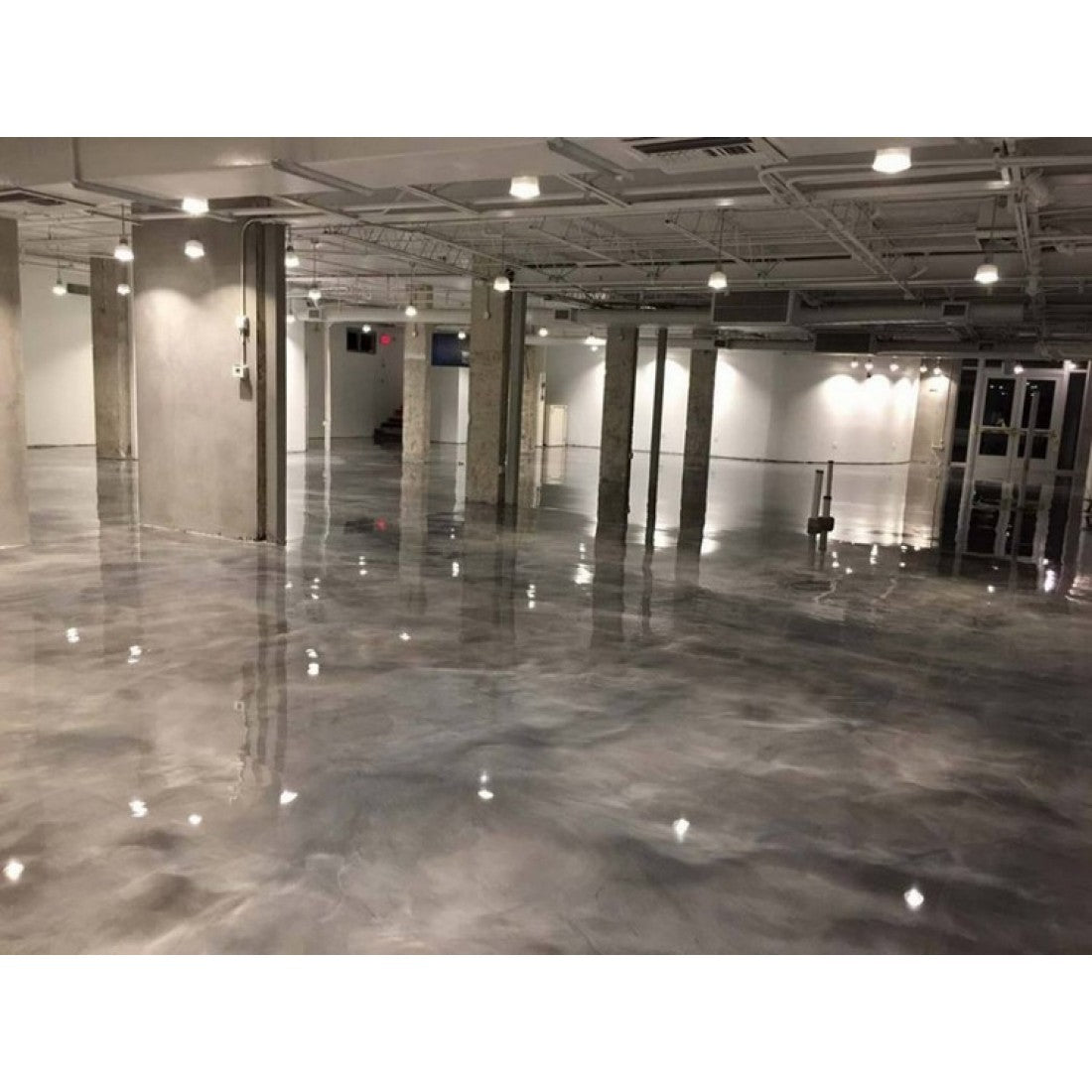 Vopsea Epoxidică Decorativă Autonivelantă pentru Pardoseli și Blaturi – LIQUID MARBLE