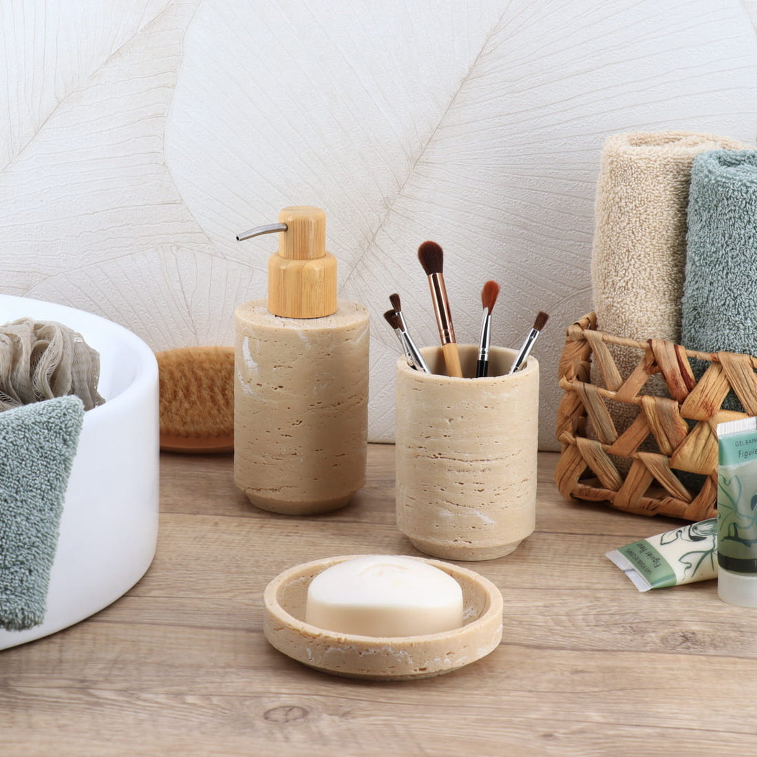 Pahar Travertin Din Polirasină – Design Natural Elegant  Softambient