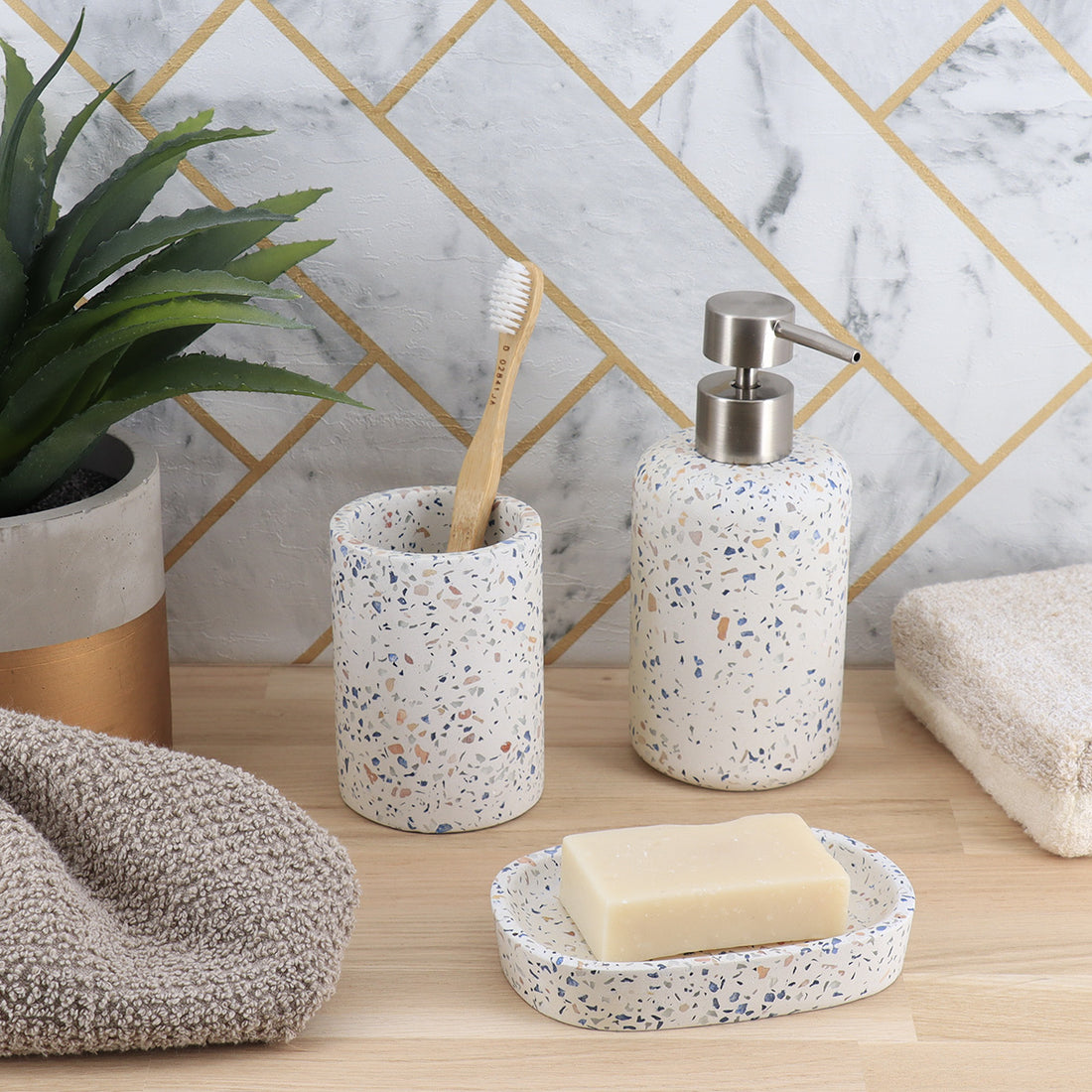 Săpunieră din ciment – Decor Terrazzo