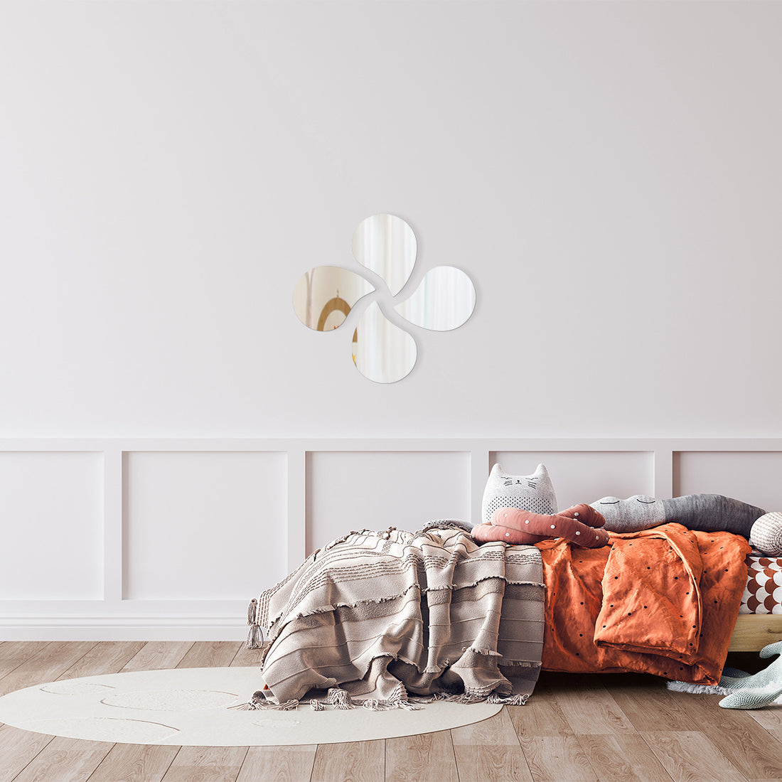 Set 4 Oglinzi Picătură De Apă Autoadezive 19x14.5 cm